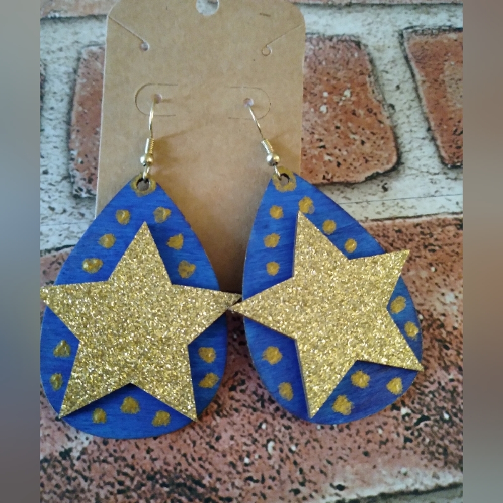 Holiday Star Earrings